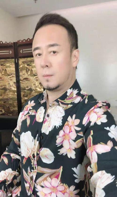 娱乐圈吃瓜博主女孩是谁
